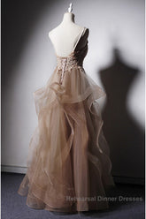 A-Line Semi Formal Prom Dresses Open Back Dress Formal Wedding Party Floor Length Sleeveless Spaghetti Strap Lace With Ruffles Appliques